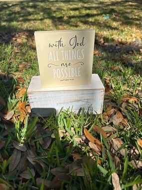5/$25 With God All Things are Possible Decor
